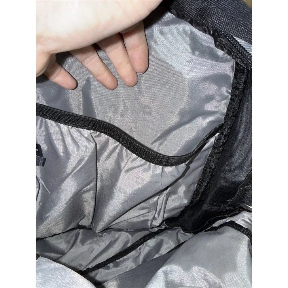 NWT Swiss‎ Gear By Wenger #9350  Backpack Black & Black NEW. 5279